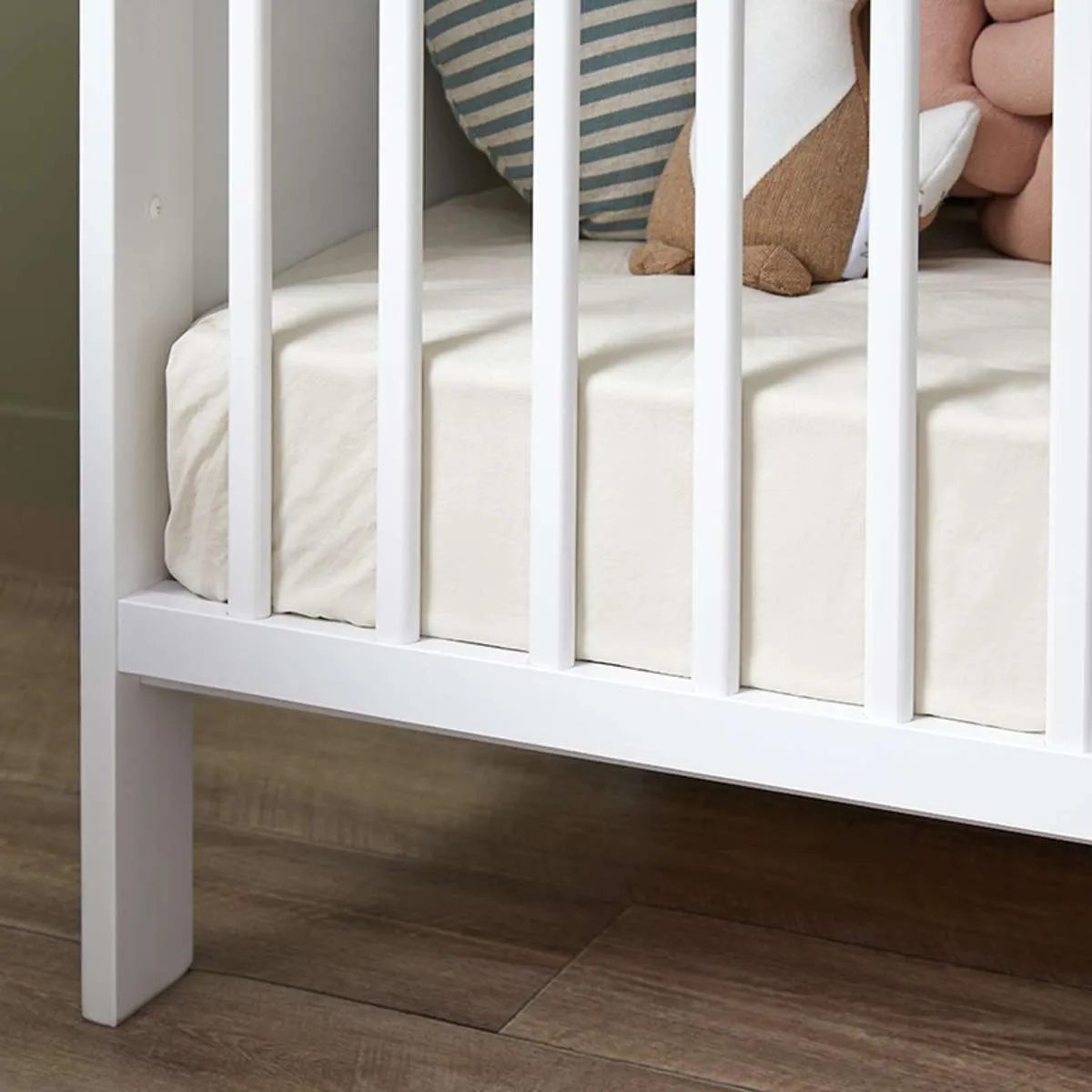 Aspiring Classic Cot - White Mocka