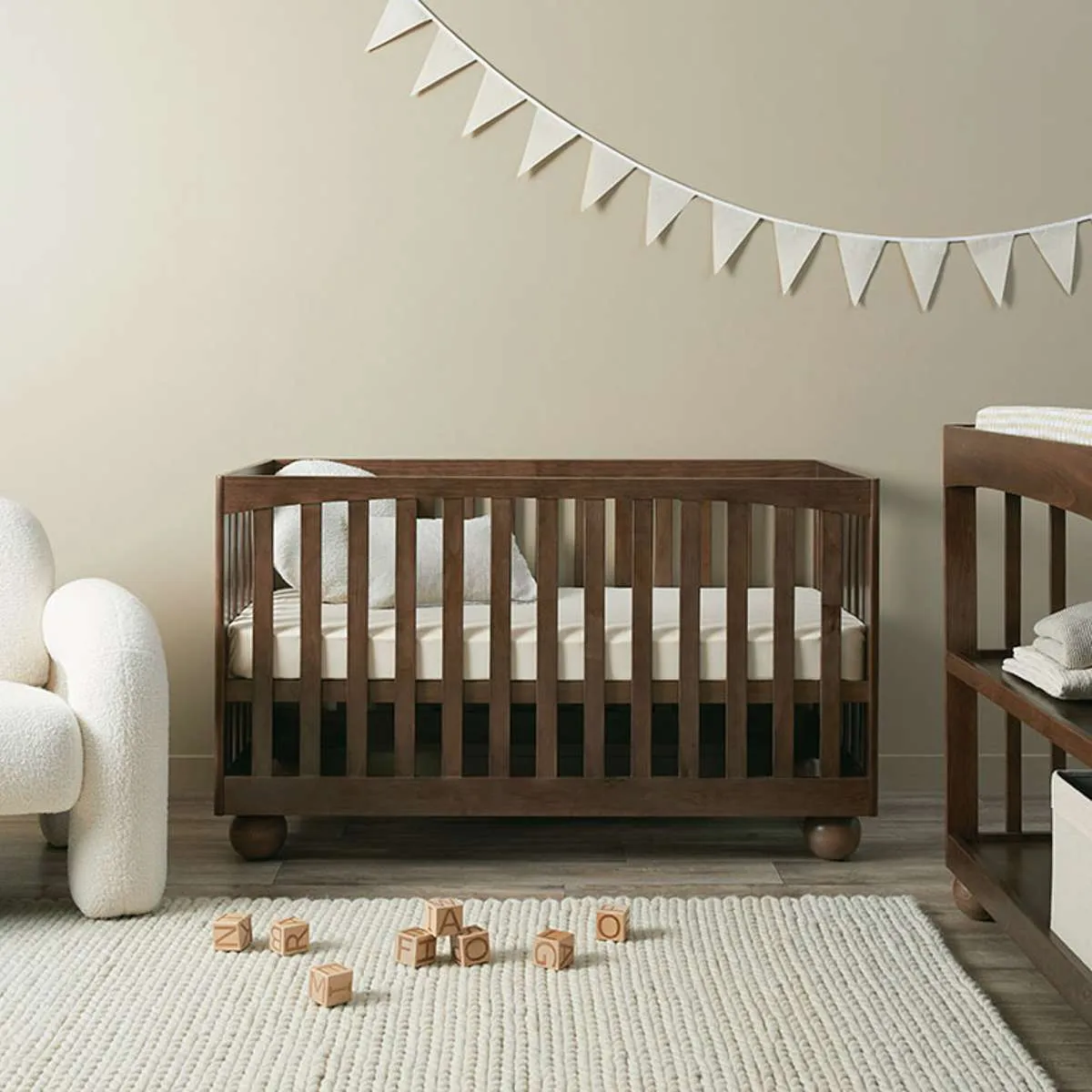 Blake Cot - Almond Mocka