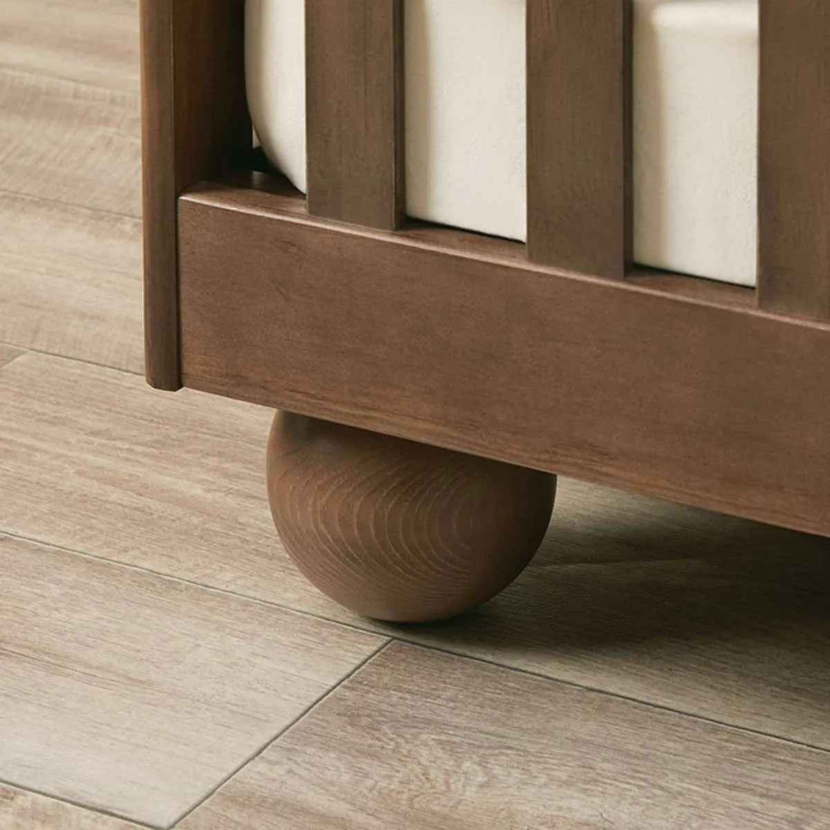 Blake Cot - Almond Mocka