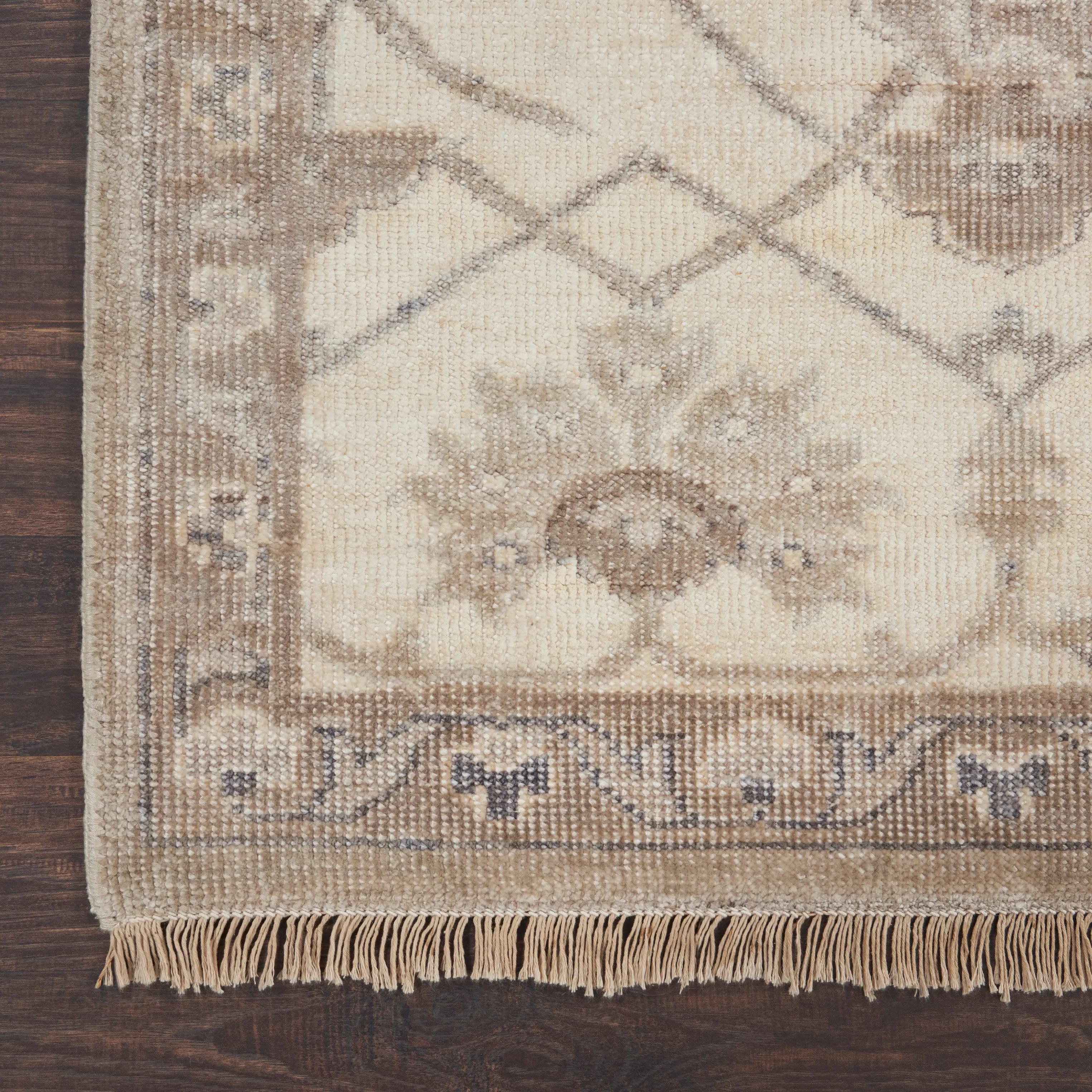 Brown Essentials Traditional Wool Rug