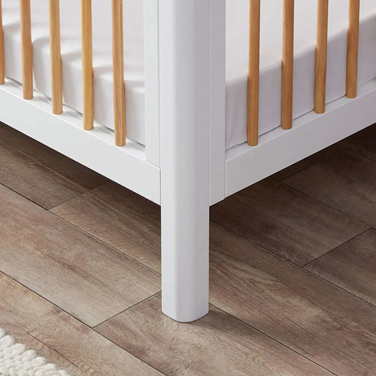 Fraser Coastal Cot - White/Natural Mocka