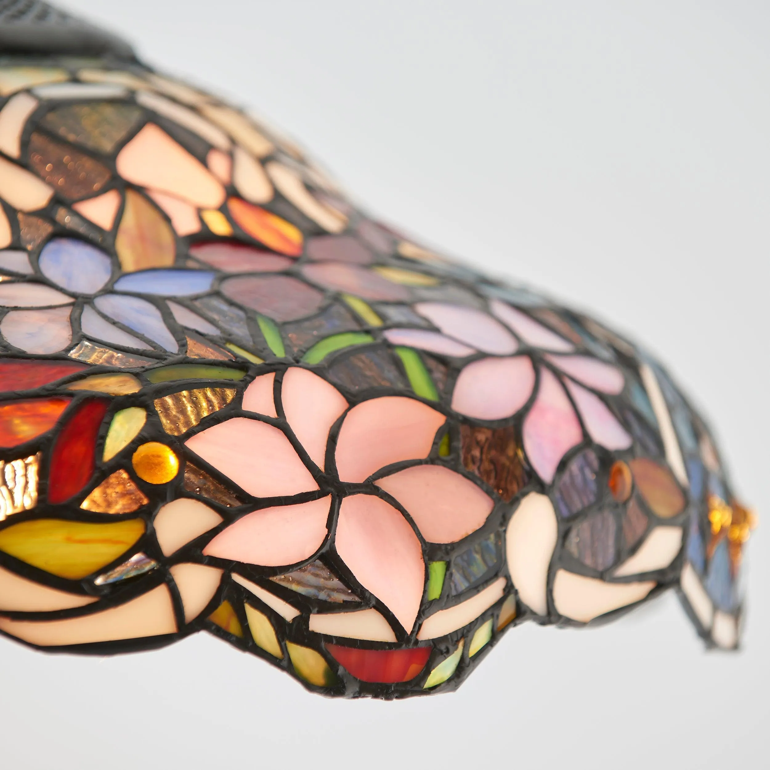 Interiors 1900 Sullivan Medium Tiffany Ceiling Light