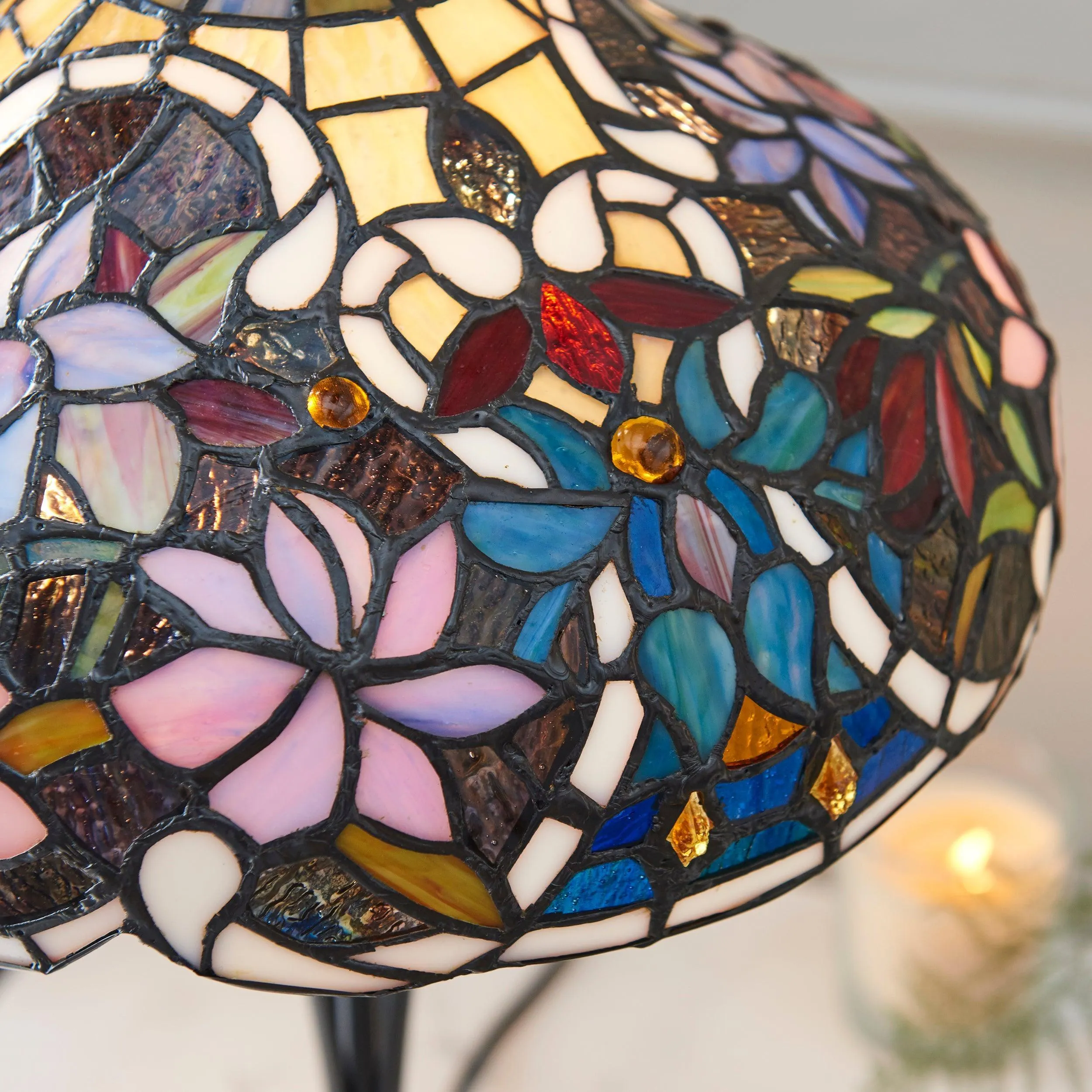 Interiors 1900 Sullivan Small Tiffany Bedside Table Lamp