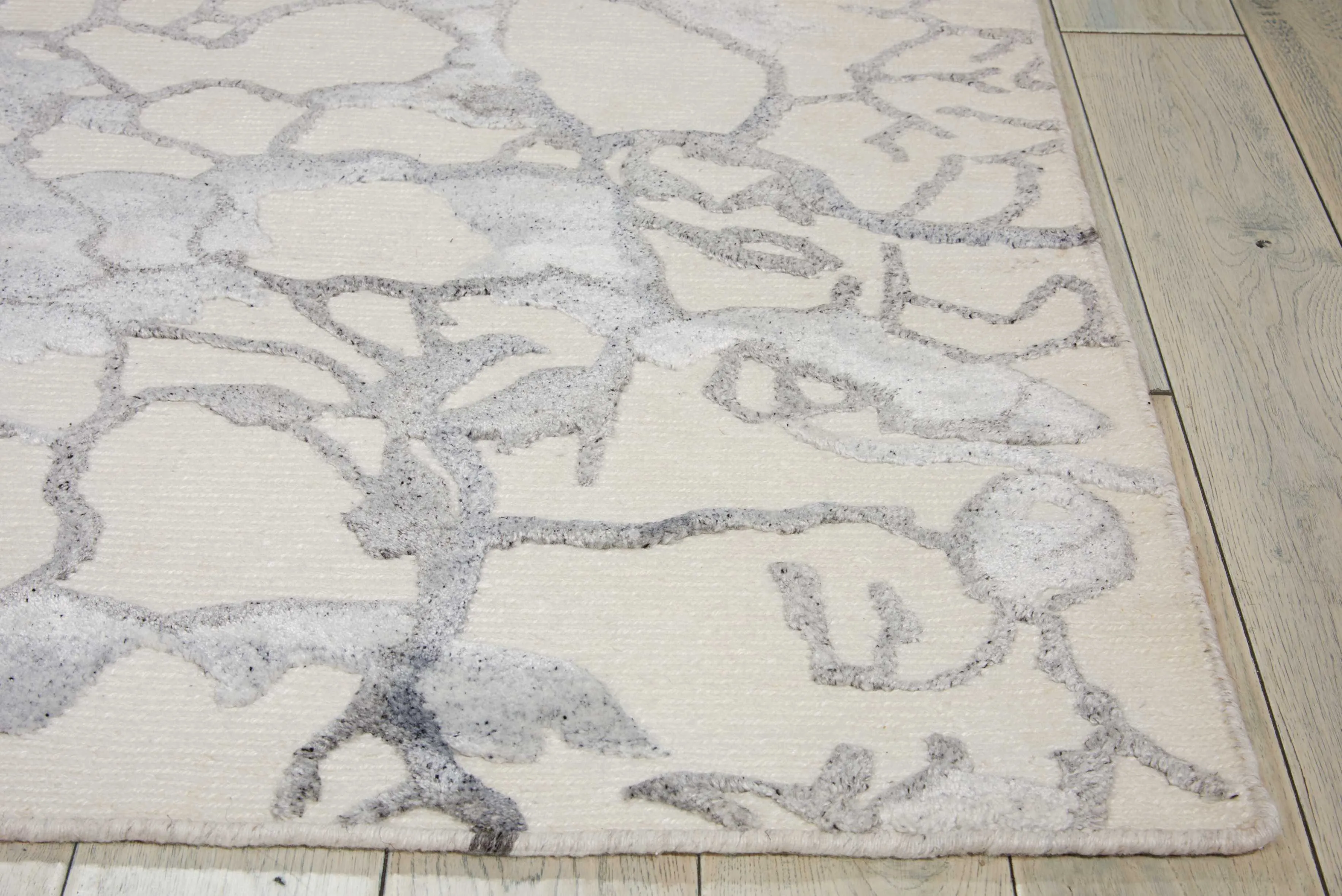 Ivory Essentials Modern Wool Luxcelle Blend Rug