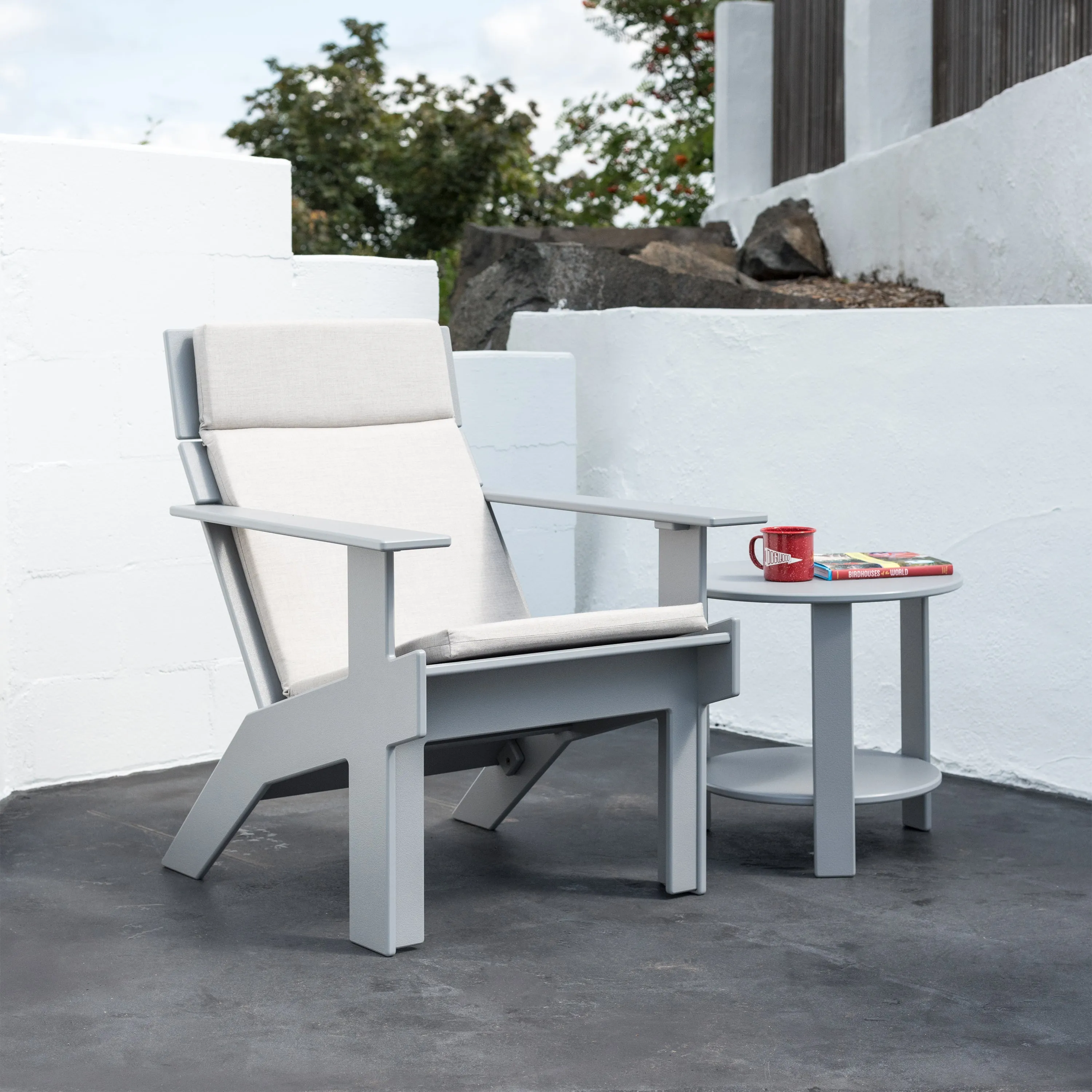 Lollygagger End Table