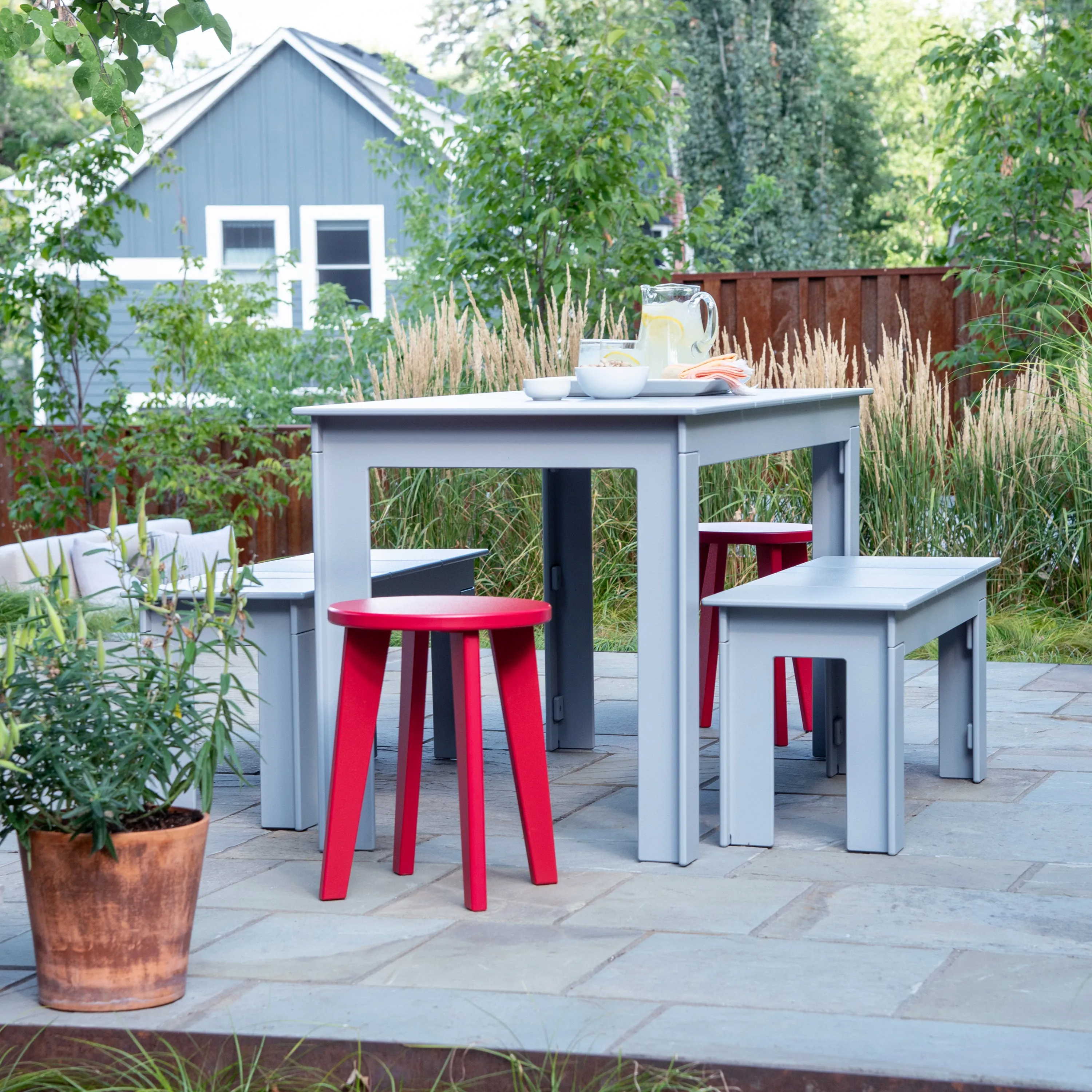 Lollygagger Picnic Bench