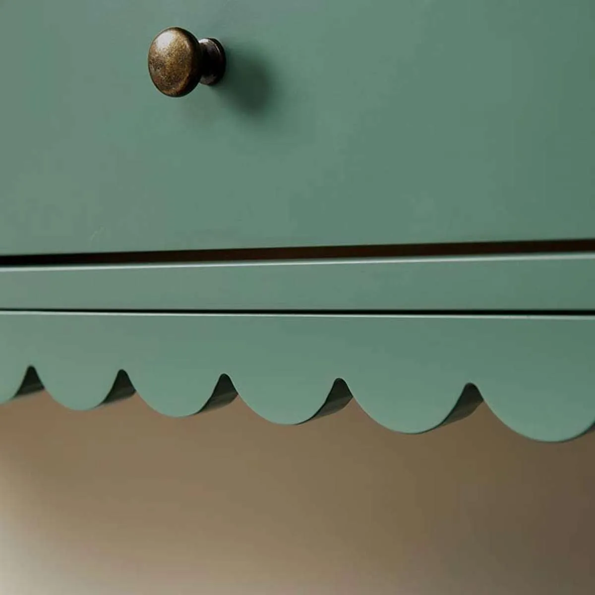 Myra Scalloped Console Table - Dark Green Mocka
