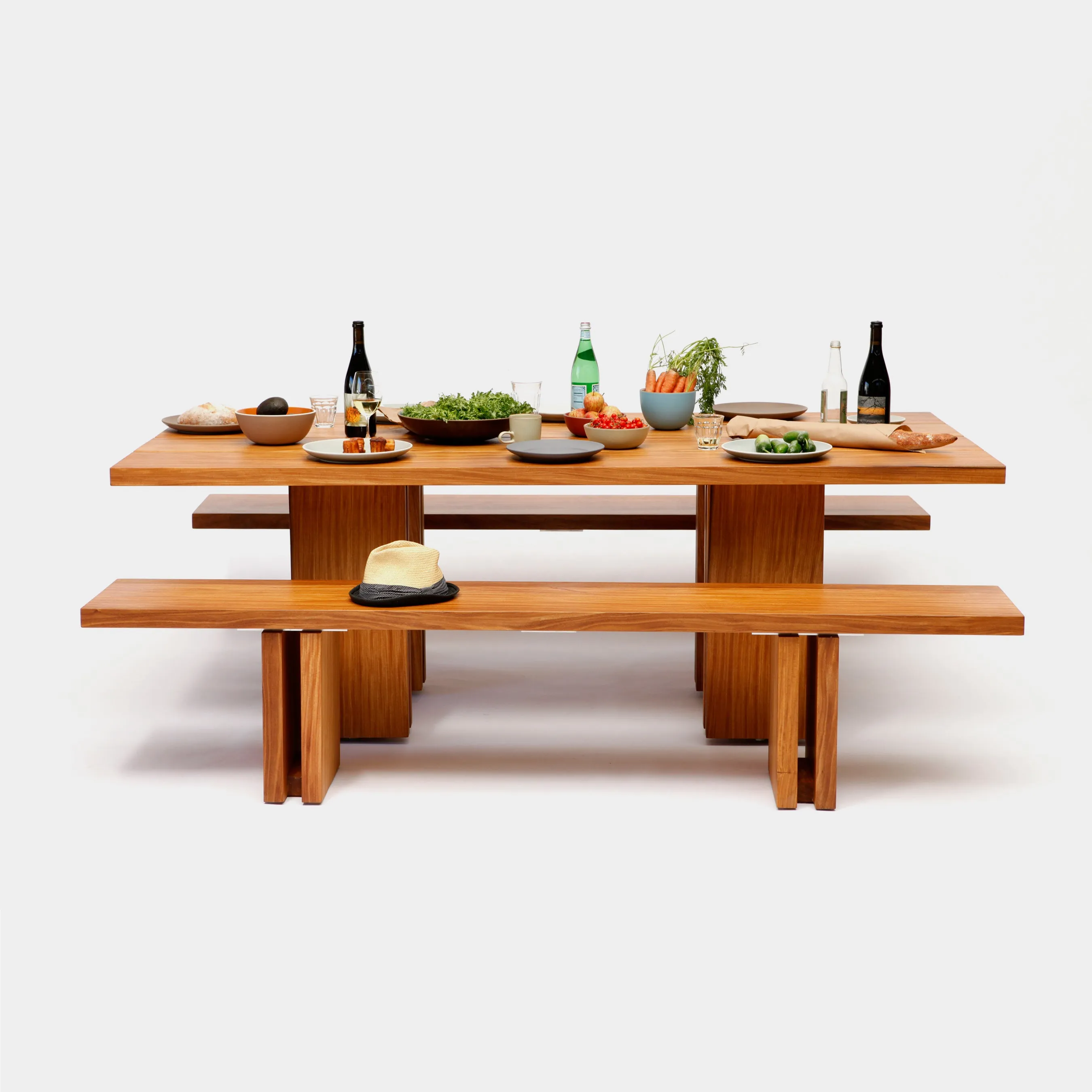 Occidental Table