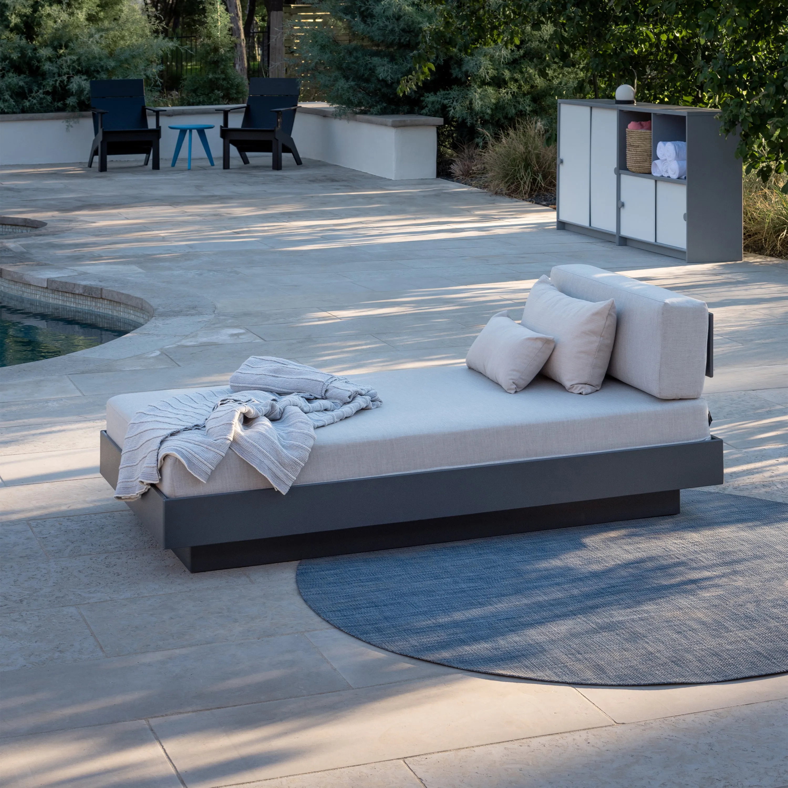 Platform One Chaise Lounge