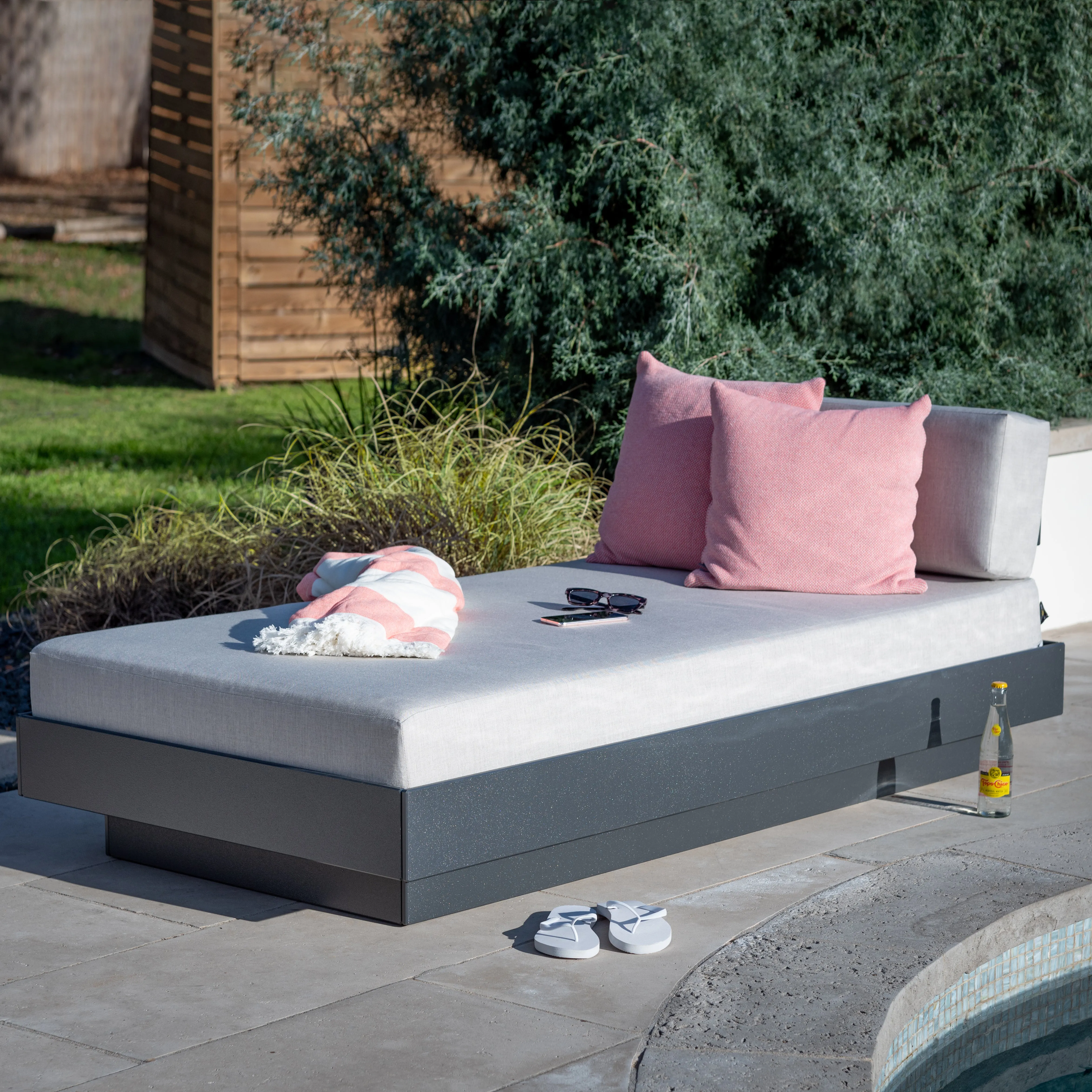Platform One Chaise Lounge