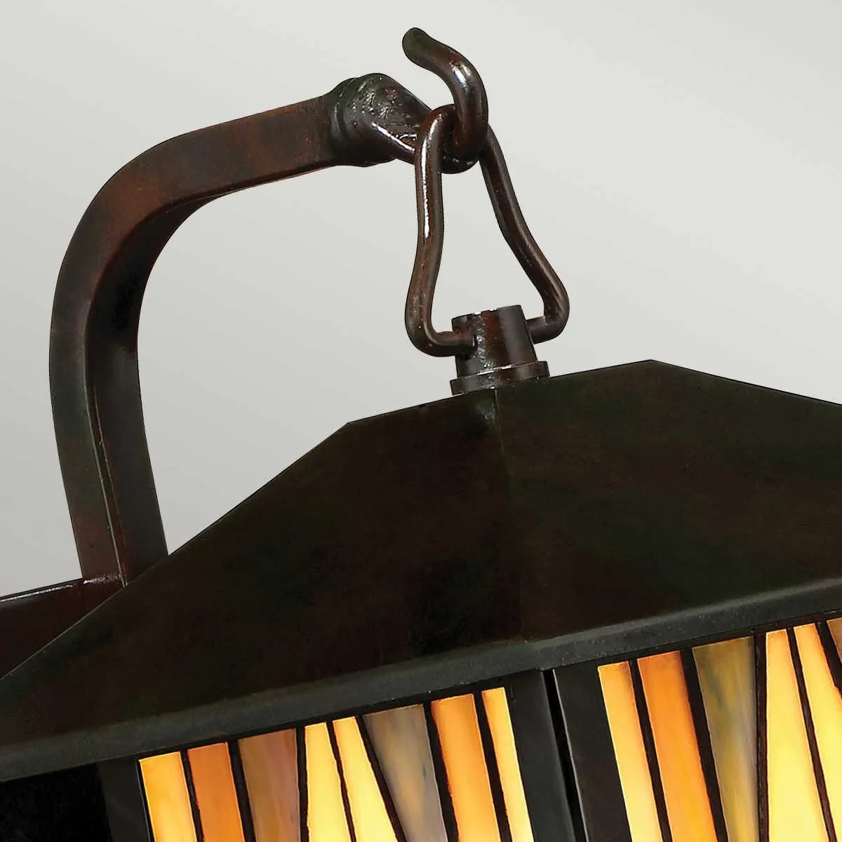 Quoizel Inglenook Small Tiffany Outdoor Wall Light