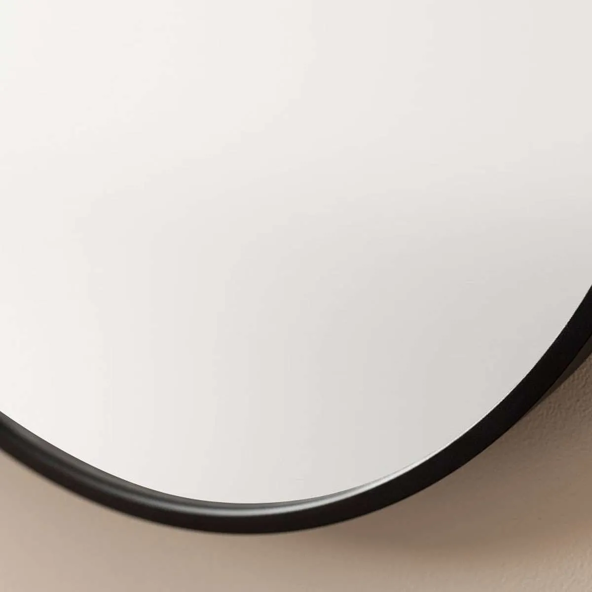 Rony Metal Pill Shaped Mirror - Black Mocka