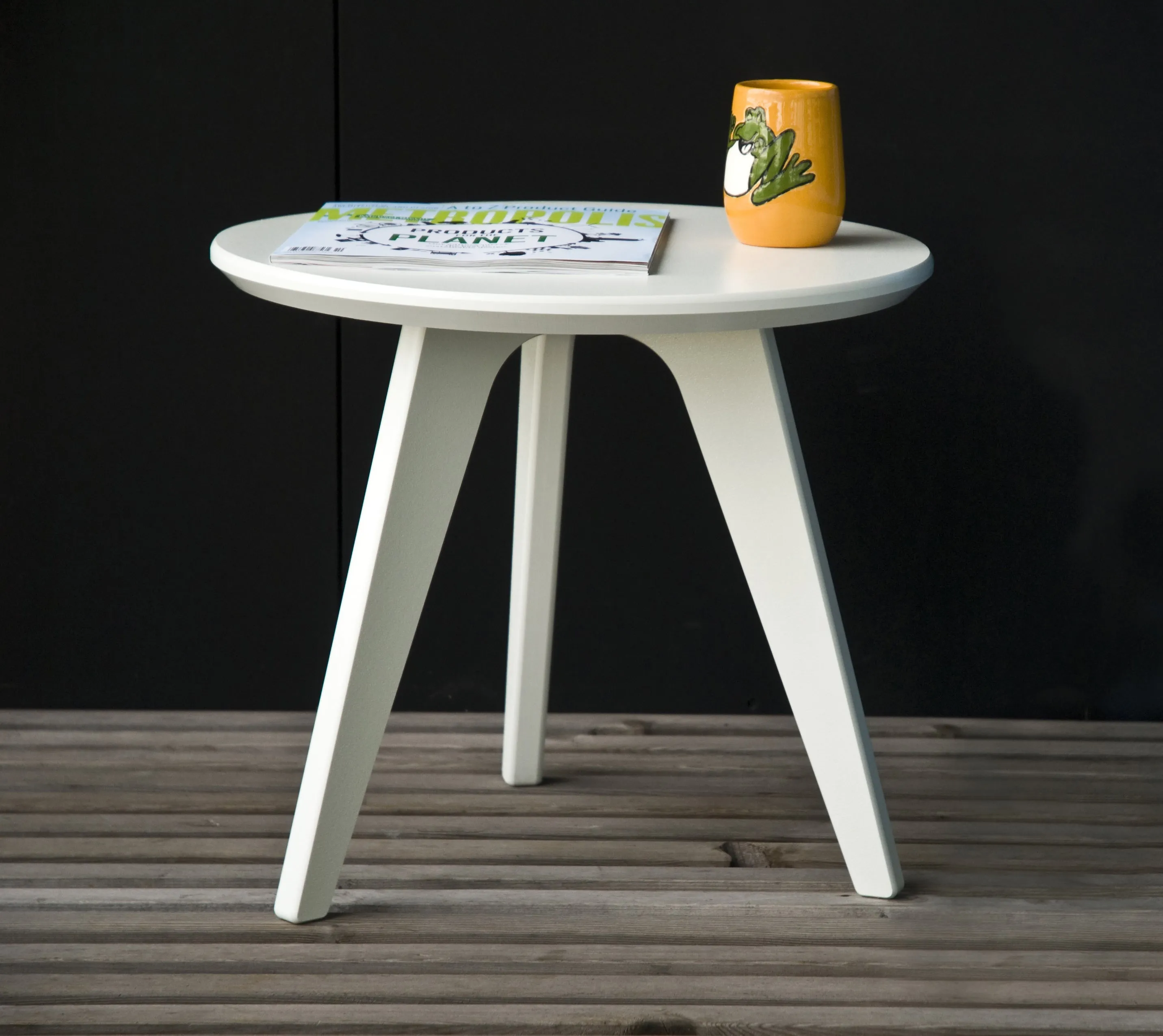 Satellite Round End Table