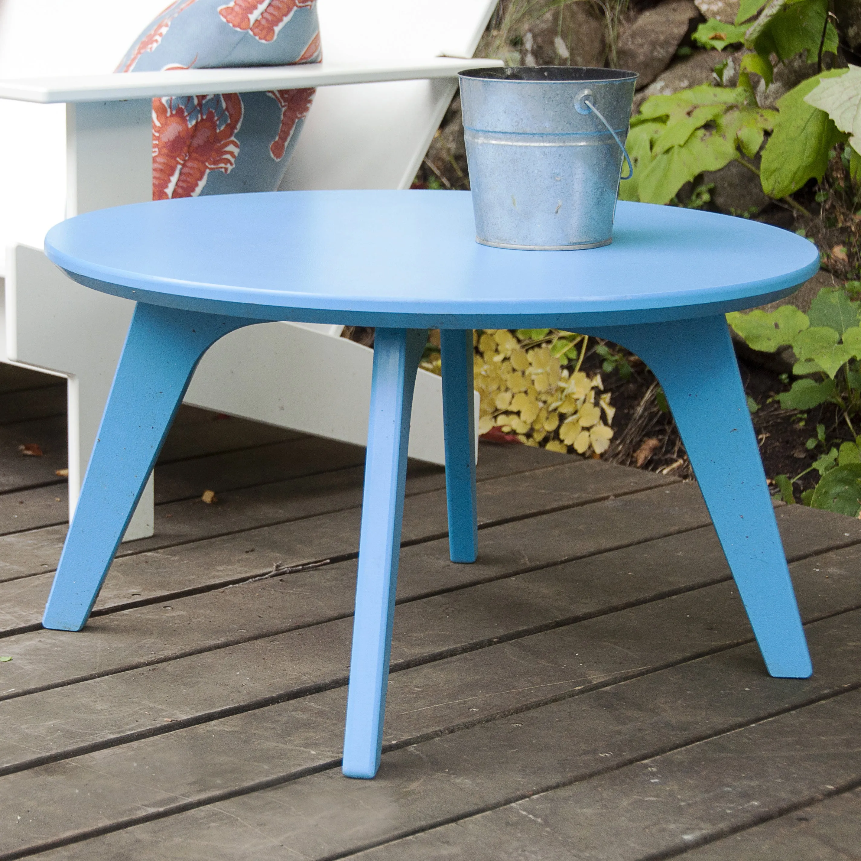 Satellite Round End Table
