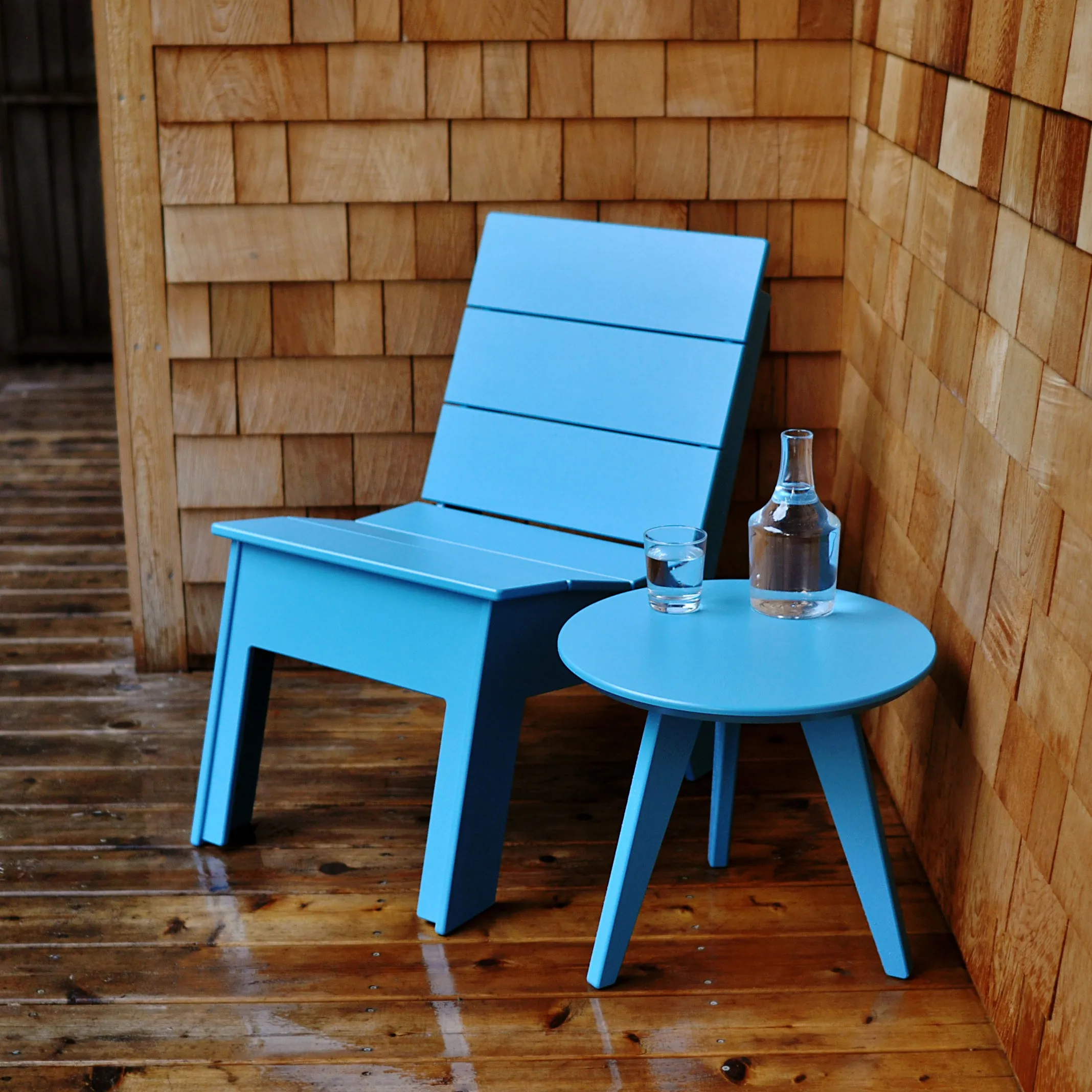 Satellite Round End Table