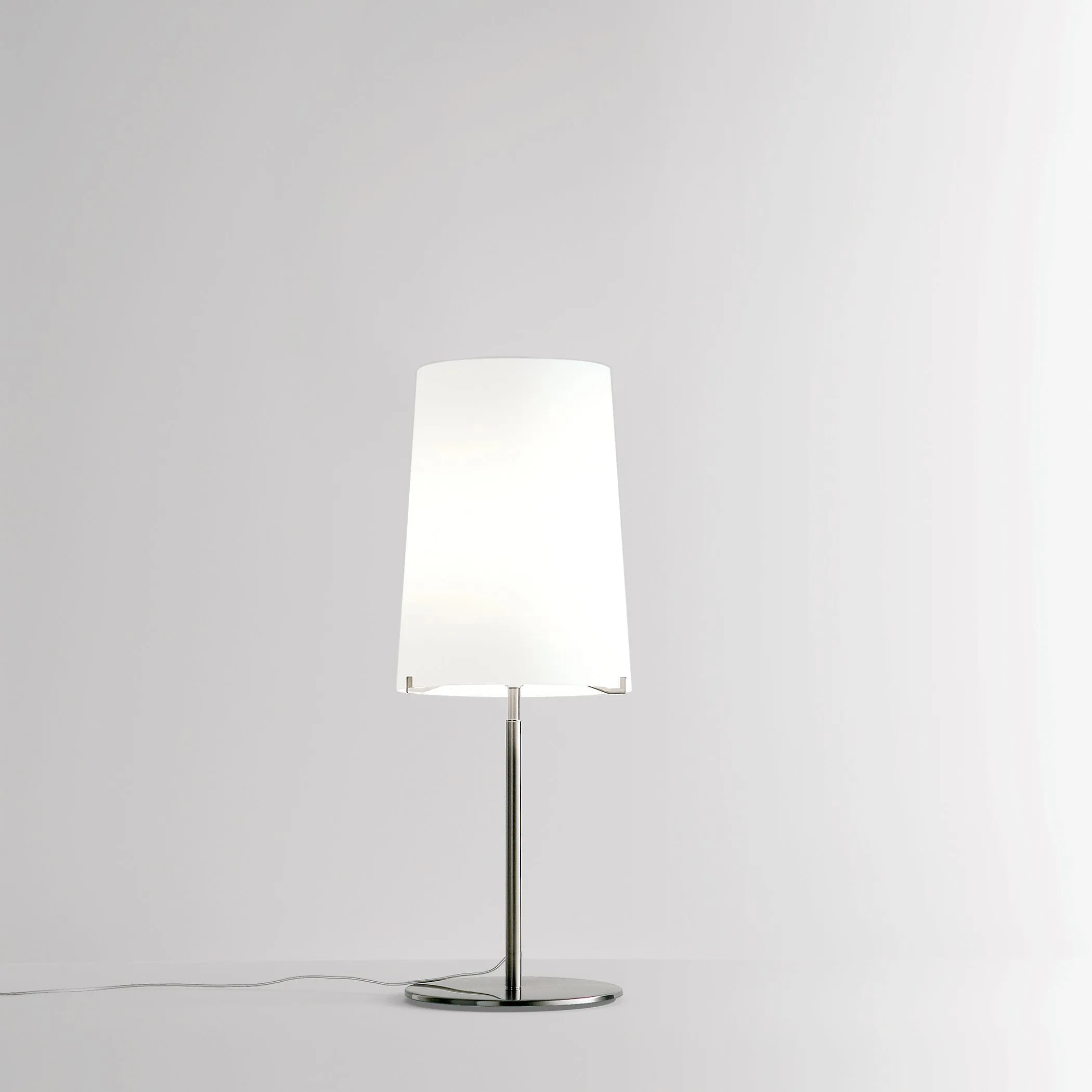 Sera Table Lamp