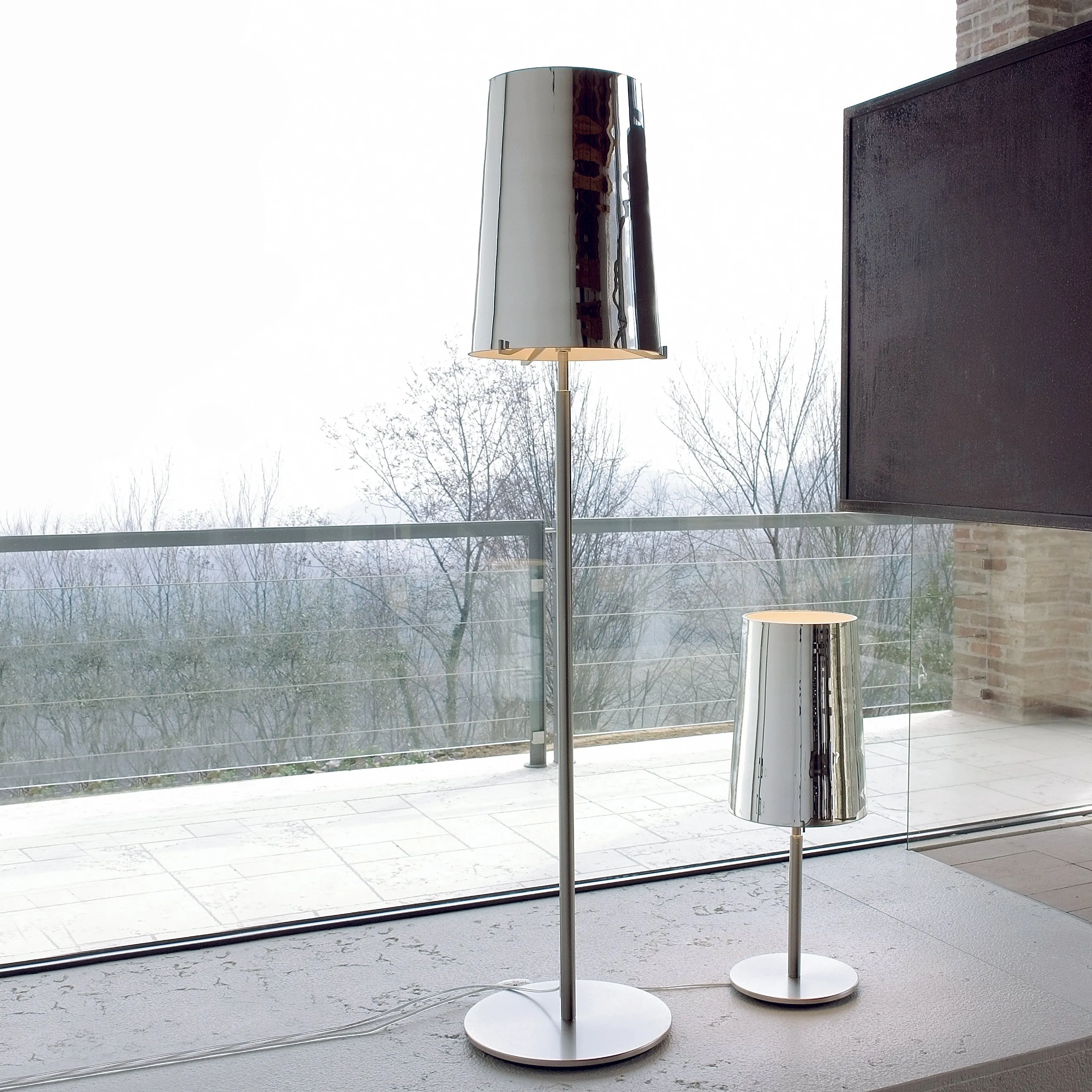 Sera Table Lamp