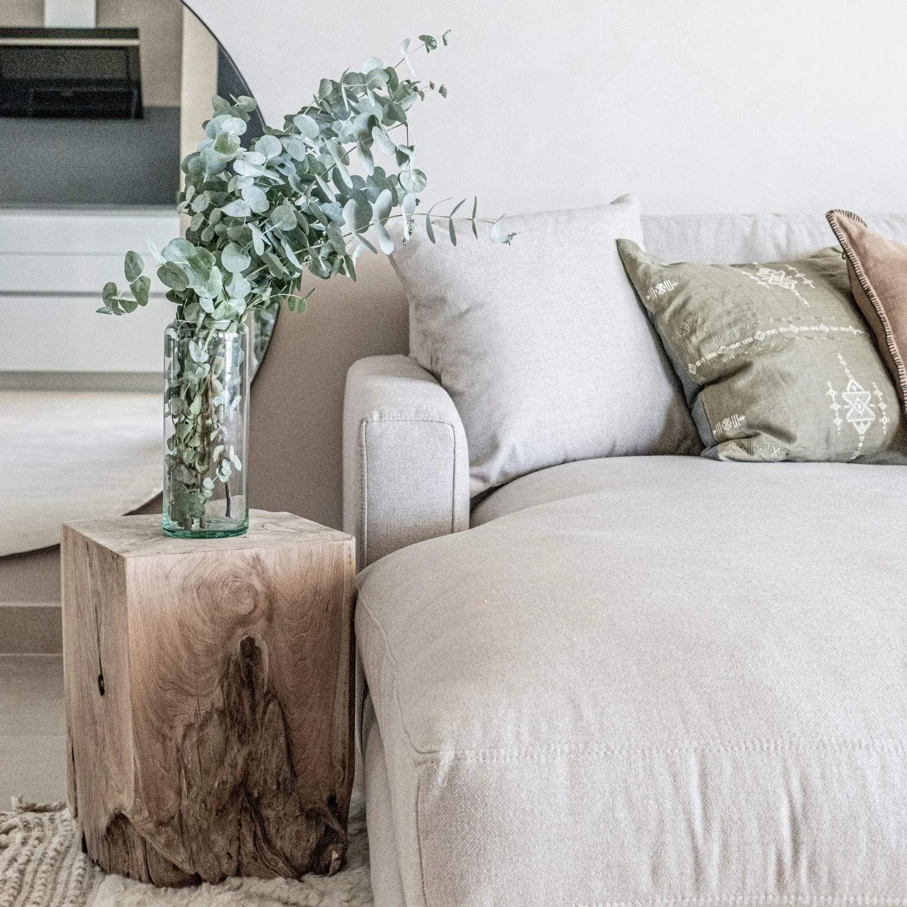 Square Root Stool Zoco Home