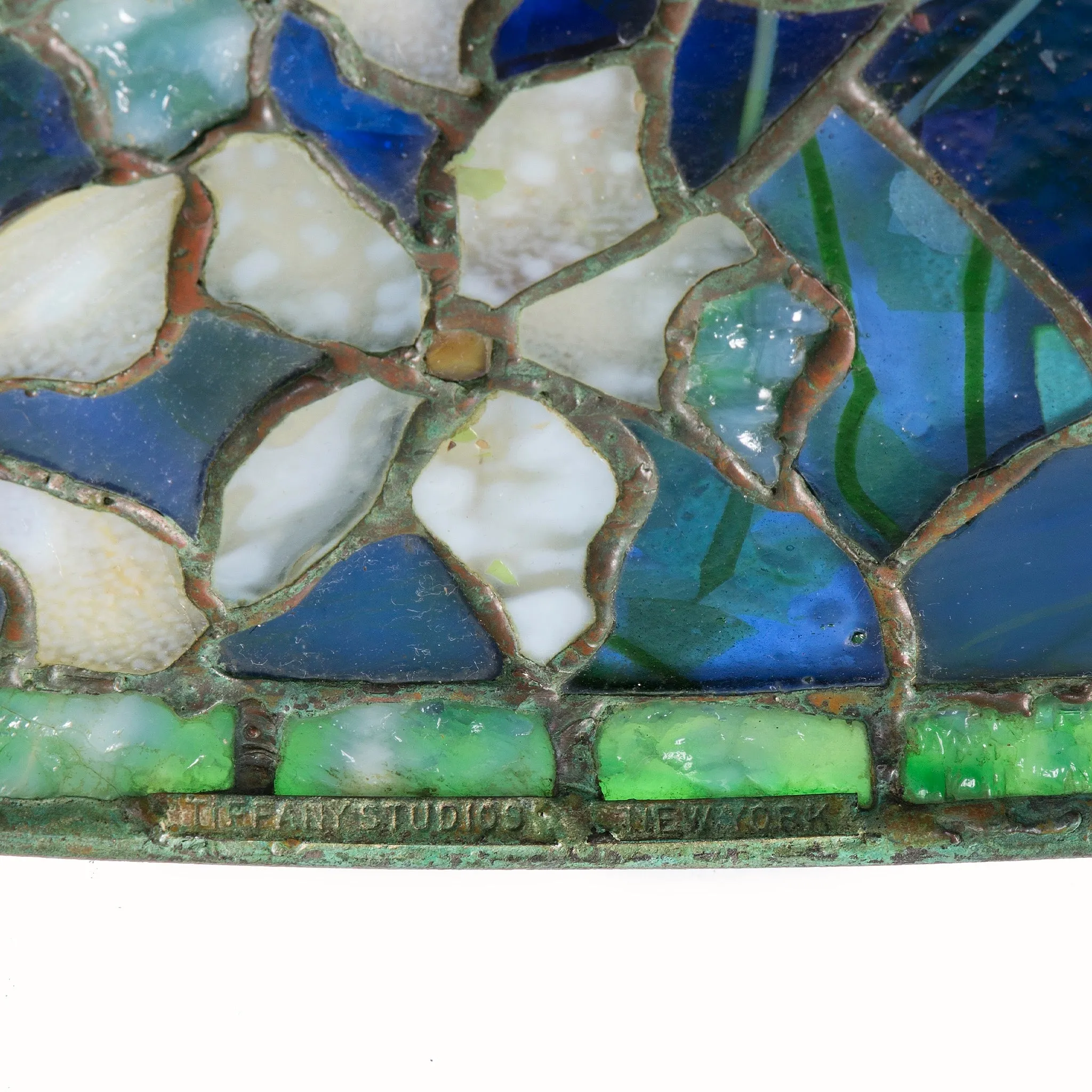 Tiffany Studios New York "Clematis" Table Lamp