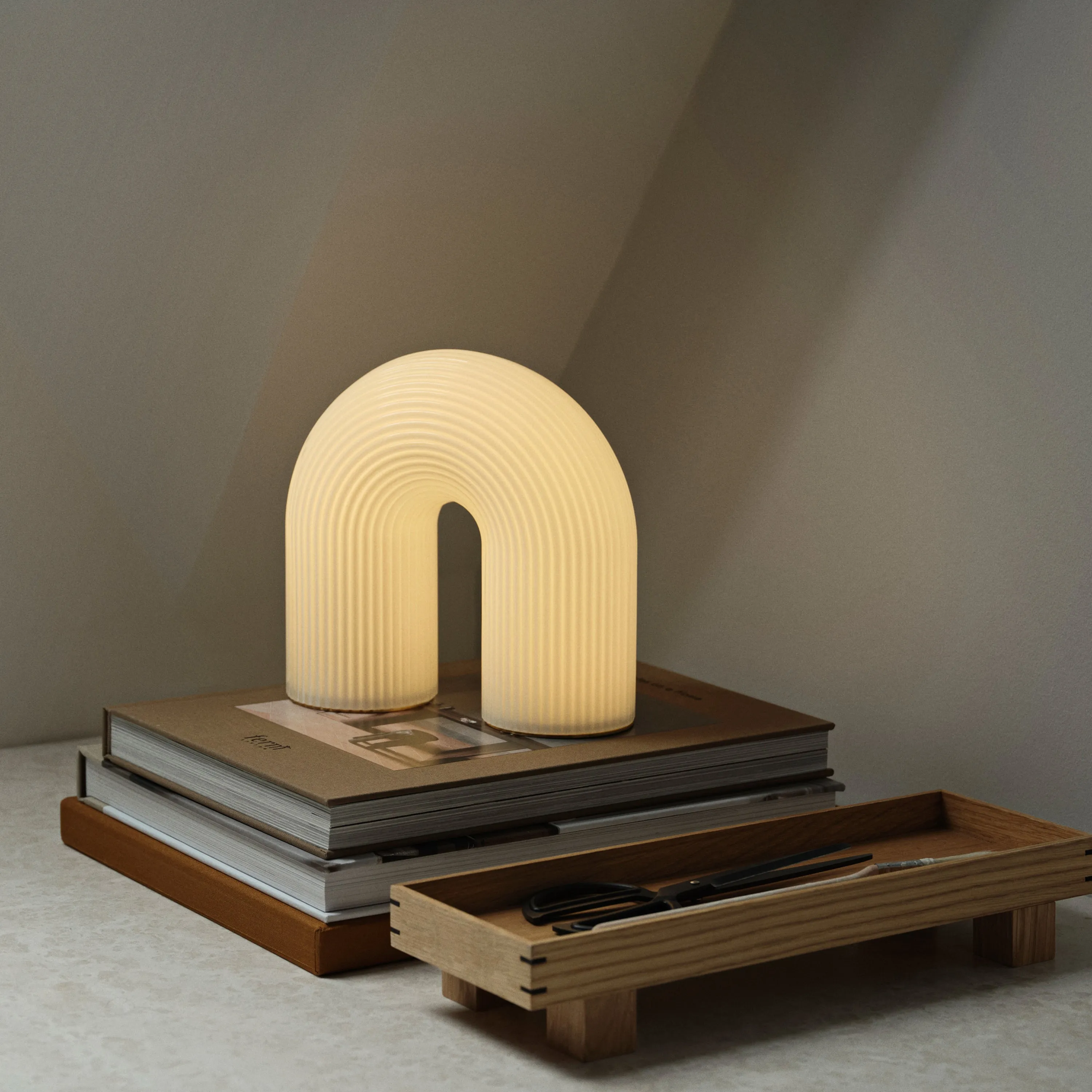 Vuelta Table Lamp