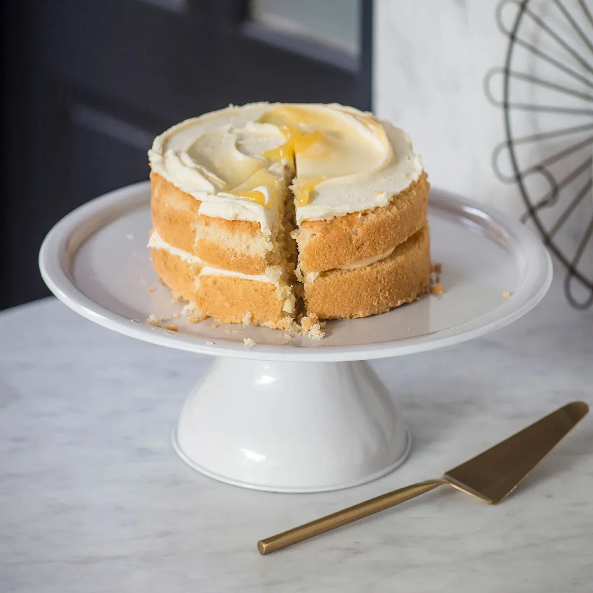 White Steel Cake Stand Funky Chunky